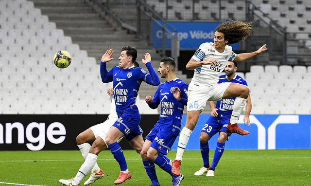 关于里昂主场被里尔逼平,法甲一线球队分差持续拉大的信息 关于里昂主场被里尔逼平,法甲一线球队分差持续拉大的信息