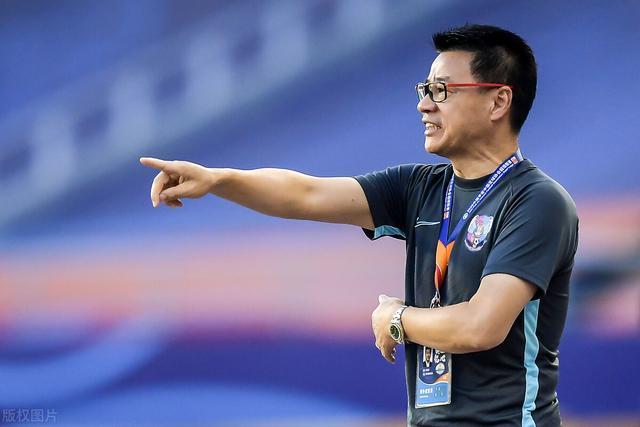 同乐城网页版-青岛黄海球队谋求胜利，调整战术备战