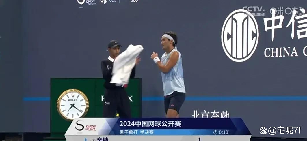 关于篮球赛事中的黑马球队夺得胜利,创造惊喜的信息 关于篮球赛事中的黑马球队夺得胜利,创造惊喜的信息