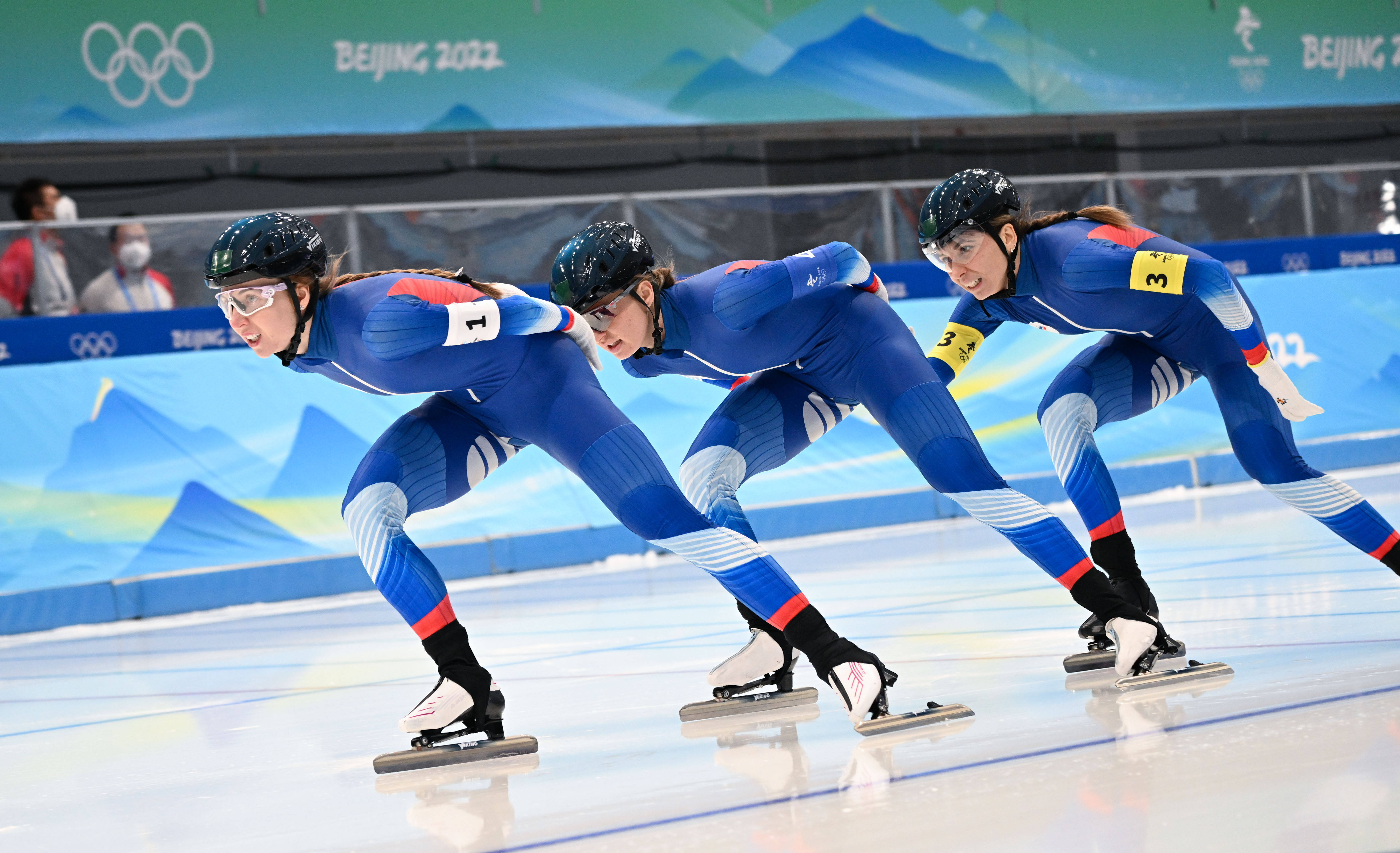 加拿大运动员在滑雪比赛中夺得胜利 加拿大运动员在滑雪比赛中夺得胜利