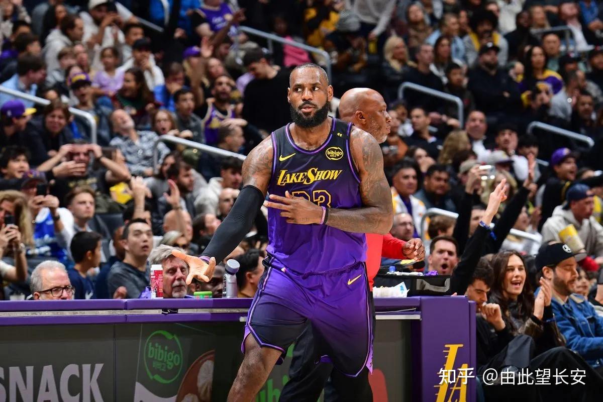 同乐城地址-包含湖人力克开拓者，詹姆斯再现神勇的词条