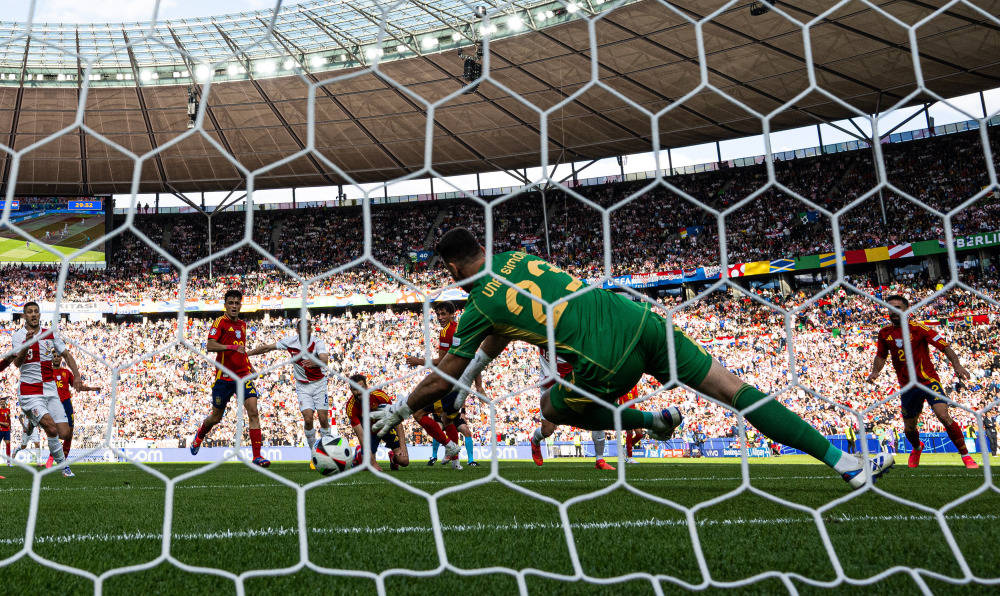 欧洲杯预选赛：火爆情绪燃烧，谁能胜出的简单介绍